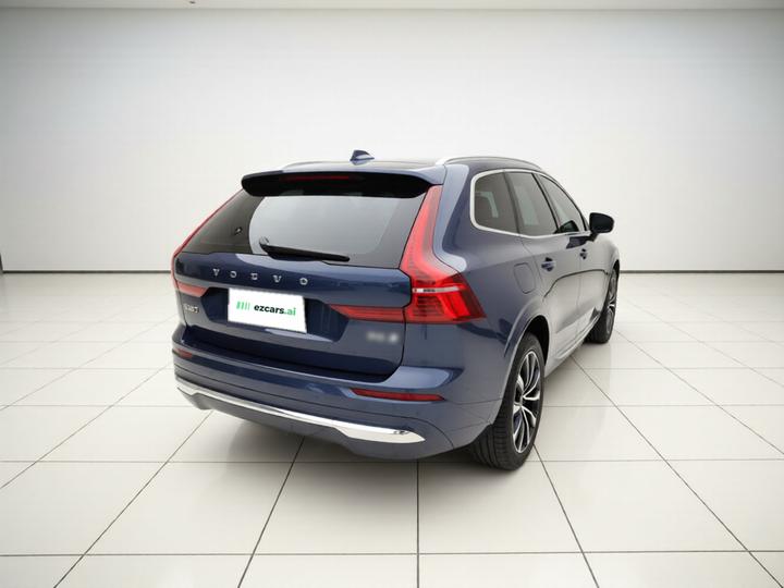 XC60 2023 B5 AWD Luxury photo 4