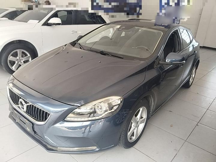 V40 2017 T3