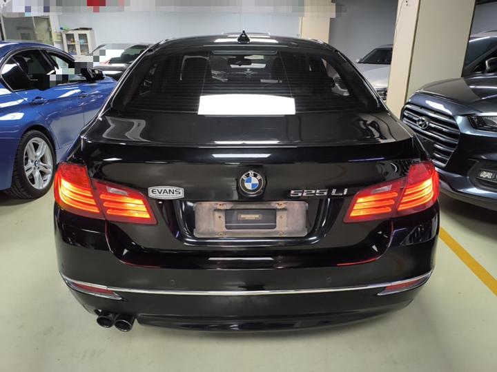 5 Series 2014 525Li Luxury Design Package photo 3
