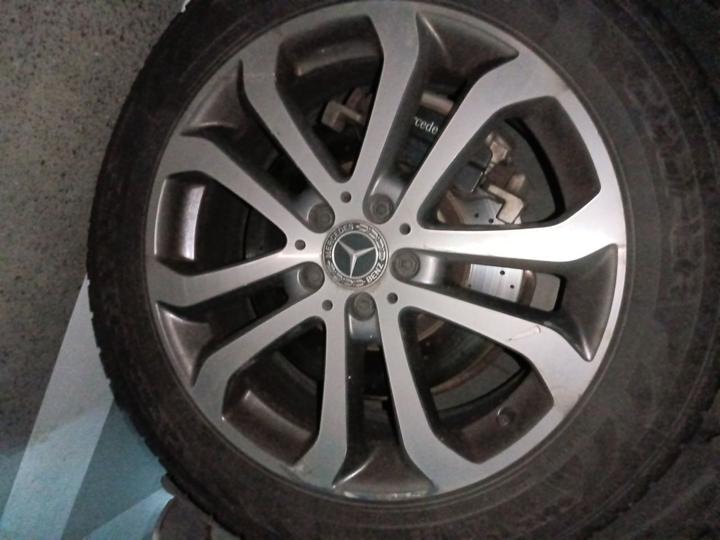 GLE Imported 2018 GLE 320 4MATIC Dynamic Edition photo 8