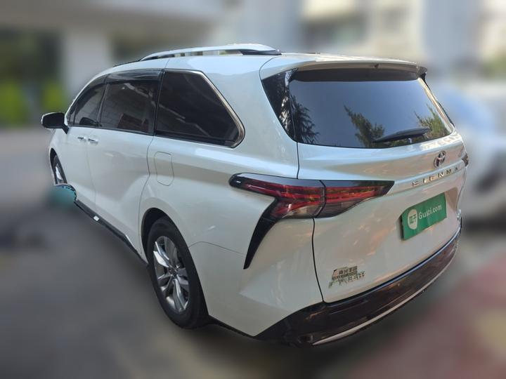 Sienna 2021 2.5L Hybrid Platinum photo 4