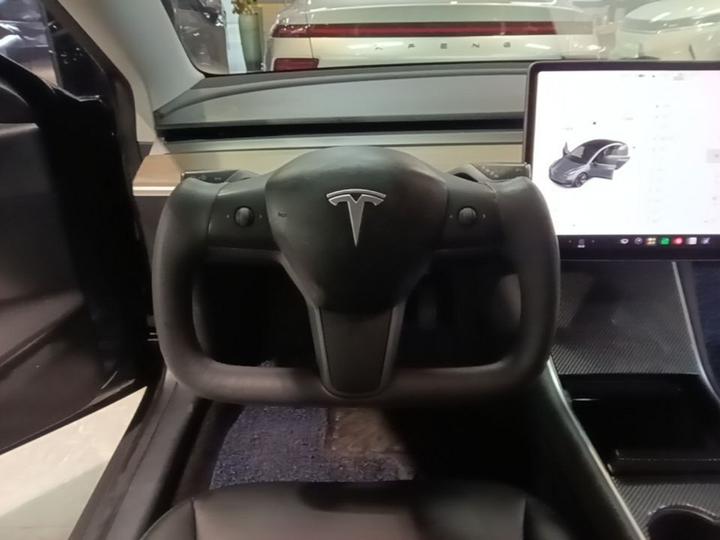 Model 3 2019 Standard Range RWD Upgraded photo 2