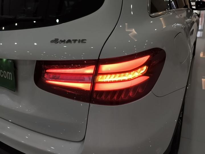 GLC 2019 GLC 200 L 4MATIC photo 7