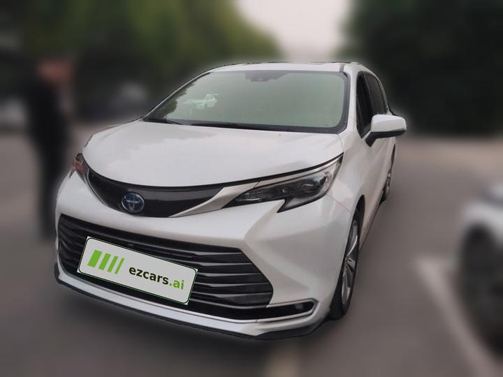 Sienna 2024 2.5L Hybrid Premium