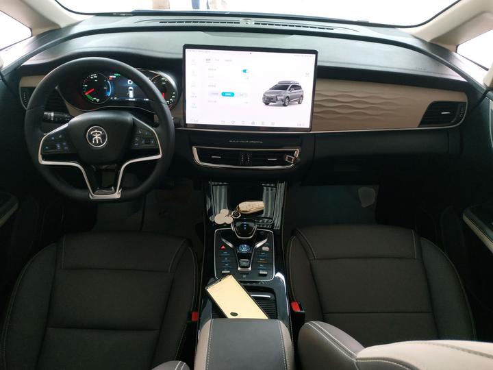 Song MAX EV 2022 DM-i 105KM Executive photo 5