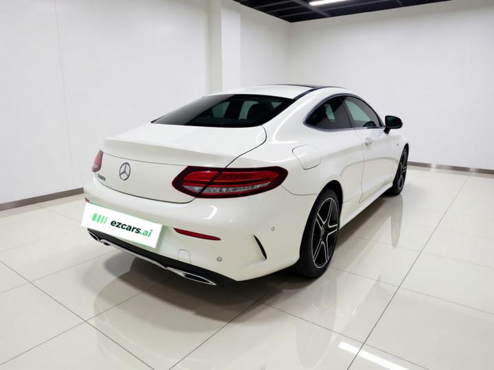 C-Class Imported 2020 C 260 Coupe photo 6