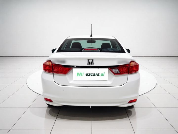2018 1.5L CVT Comfort photo 5