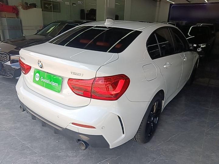 1 Series 2022 125i M Sport photo 4