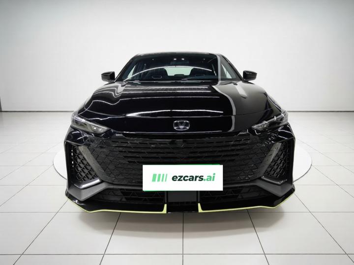 UNI-V 2022 2.0T photo 2