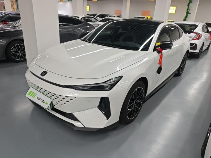 UNI-V iDD 2024 iDD 136km Smart Premium