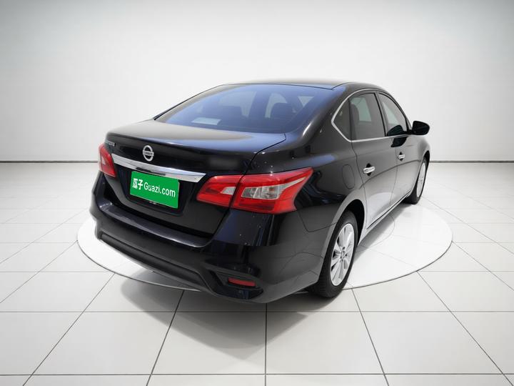 Sylphy 2022 Classic 1.6XE CVT Comfort photo 4