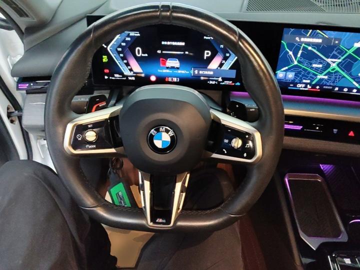 5 Series 2024 525Li M Sport Package photo 6