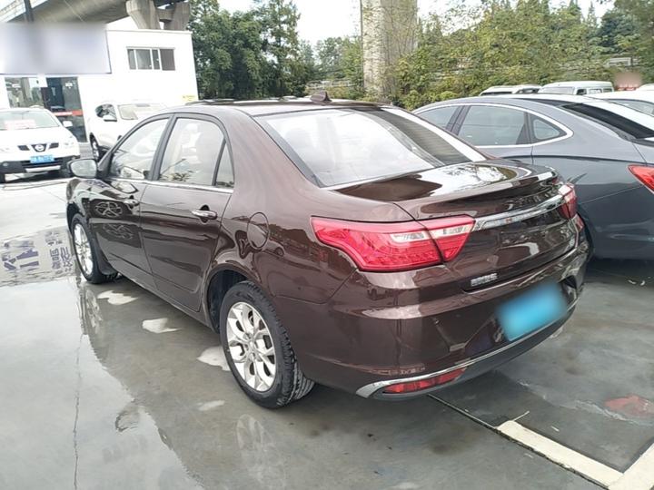 Vision 2018 1.5L AT Premium photo 4