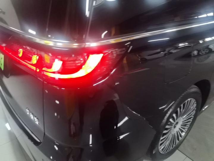 Voyah Dreamer 2025 PHEV AWD Premium photo 7