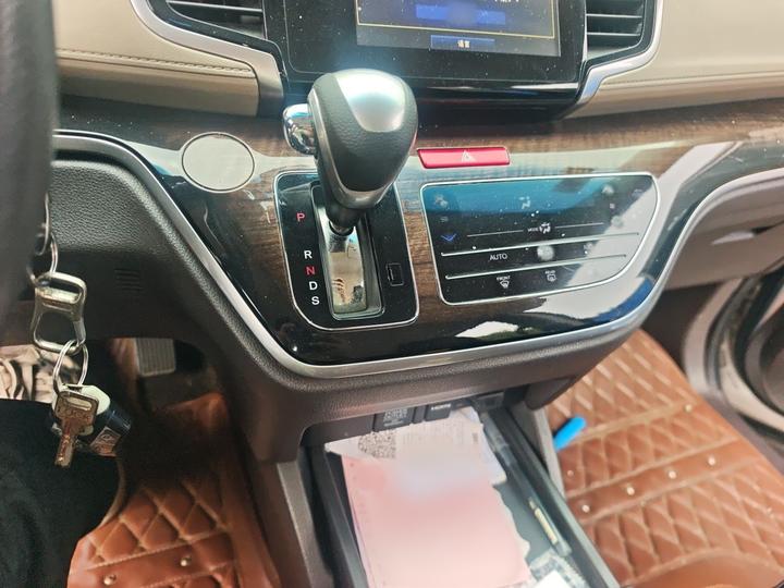 Odyssey 2015 2.4L Comfort photo 6