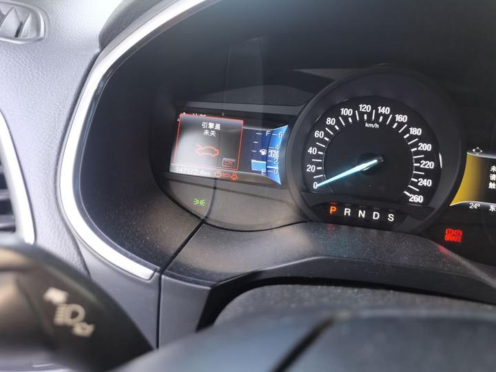 Edge 2016 EcoBoost 245 AWD 7-Seater photo 2