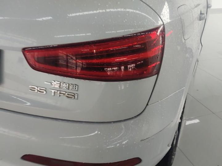 Q3 2015 35 TFSI Comfort photo 7