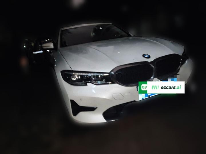 3 Series 2021 320i Sport Package photo 3