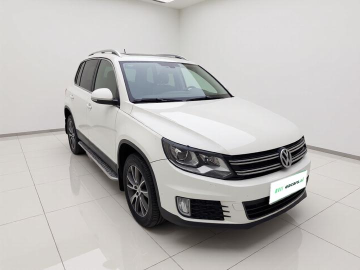 Tiguan 2015 1.8TSI AT RWD Luxury photo 3