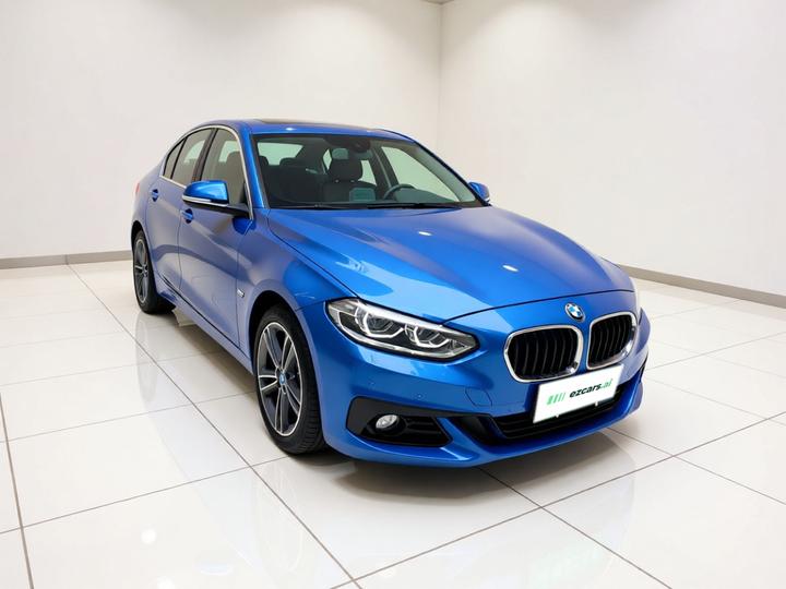 1 Series 2017 118i Sport photo 3