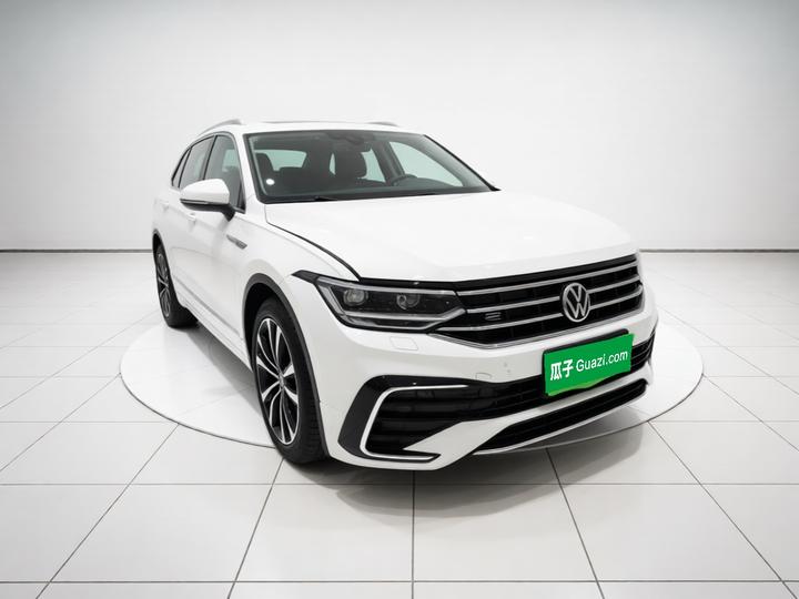 Tiguan L 2022 330TSI AT RWD R-Line photo 3