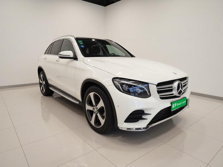 GLC 2016 GLC 300 4MATIC Dynamic photo 3