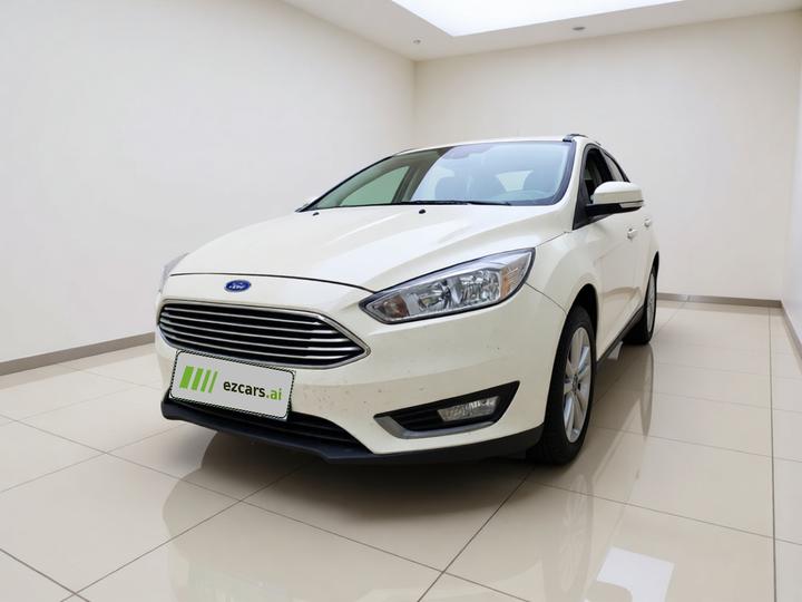 Focus 2015 Sedan 1.6L AT