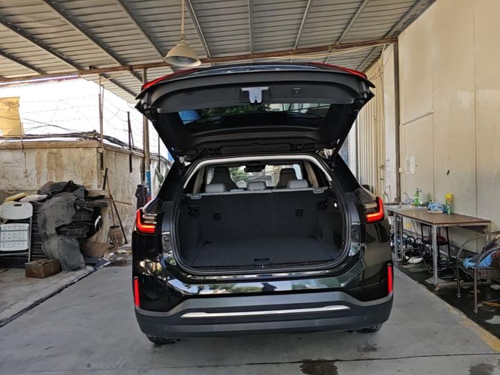 ES6 2020 600KM Sport photo 8