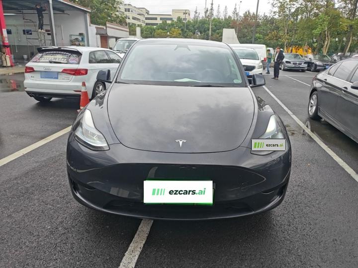 Model Y 2024 RWD photo 2