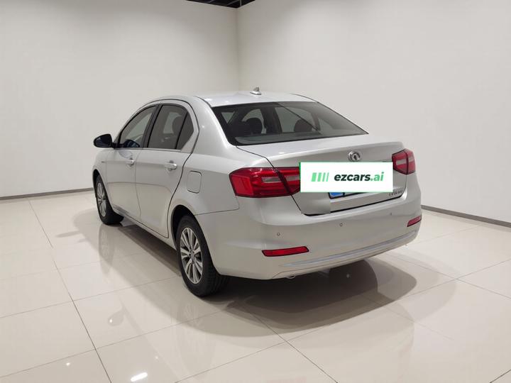 C30 2013 1.5L CVT Comfort photo 4