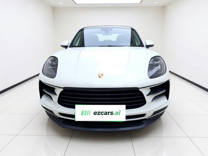 2018 Macan 2.0T photo 2