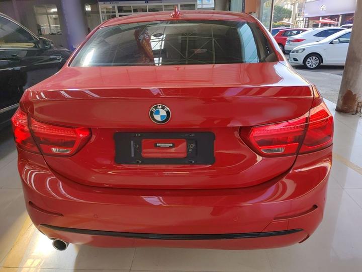 1 Series 2017 118i Sport photo 3