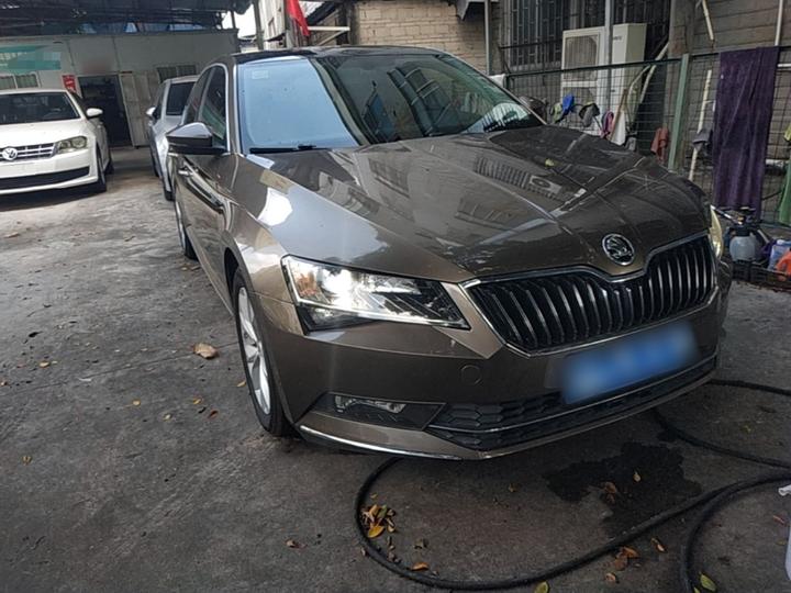 Superb 2016 TSI280 DSG photo 3