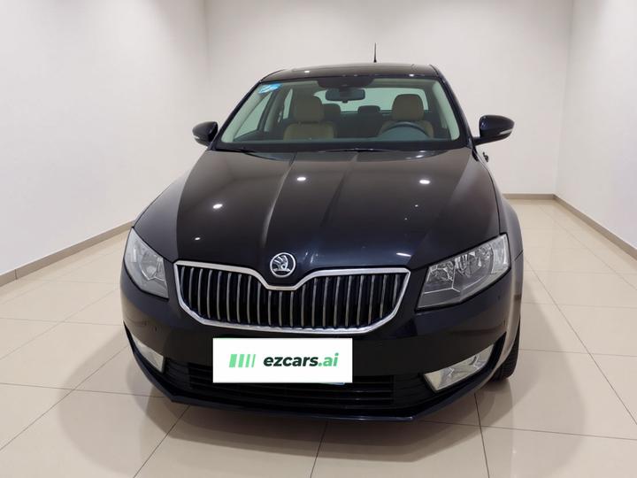Octavia 2015 1.6L AT photo 2