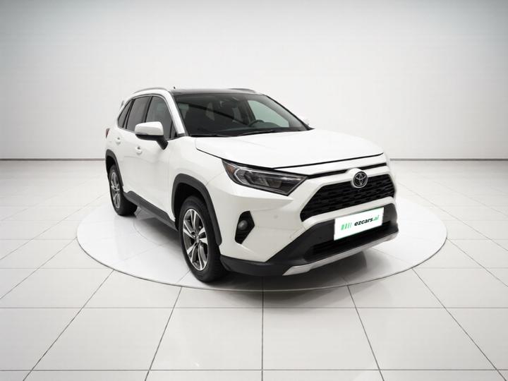 RAV4 2022 2.0L CVT RWD photo 3