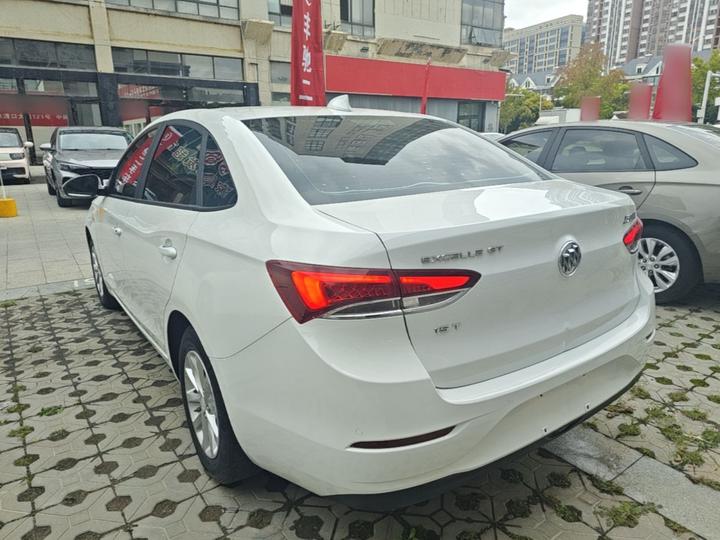 Excelle 2018 15T DCT Progressive China V photo 4
