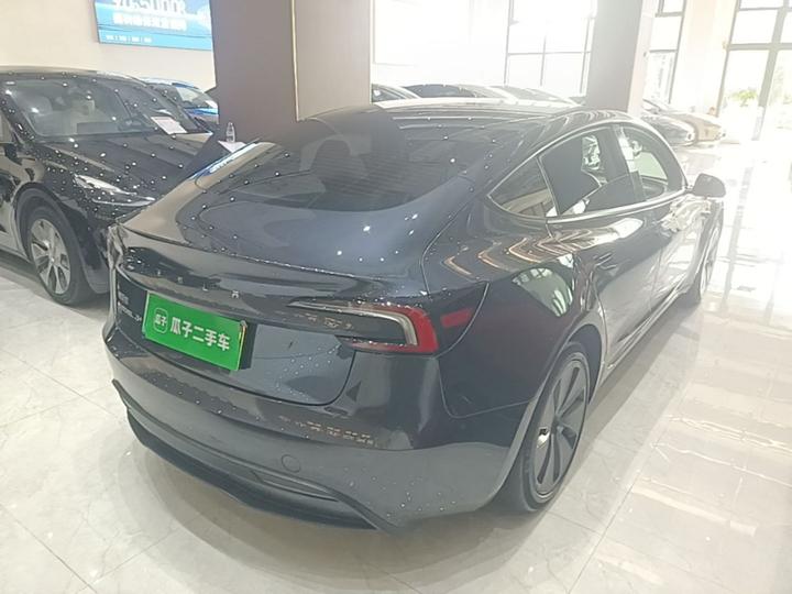 Model 3 2023 Long Range AWD photo 4