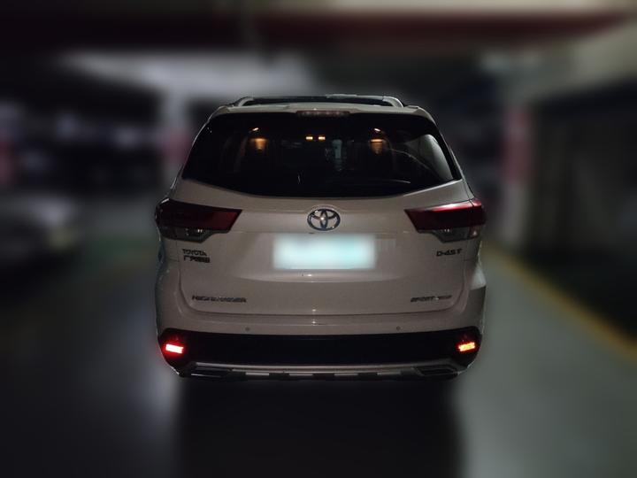 Highlander 2018 2.0T AWD Luxury 7-Seater China V photo 5