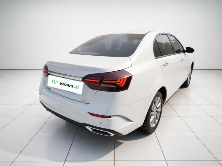 Emgrand 2021 UP 1.5L MT Luxury photo 4