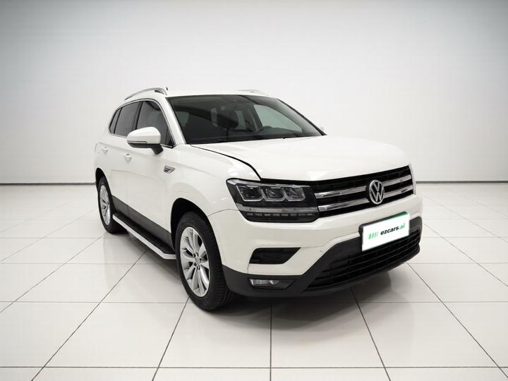 Tharu 2019 280TSI RWD Comfort China VI photo 3
