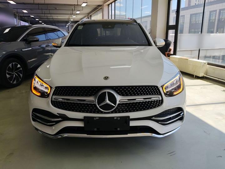GLC 2020 Facelift GLC 300 L 4MATIC Dynamic photo 2