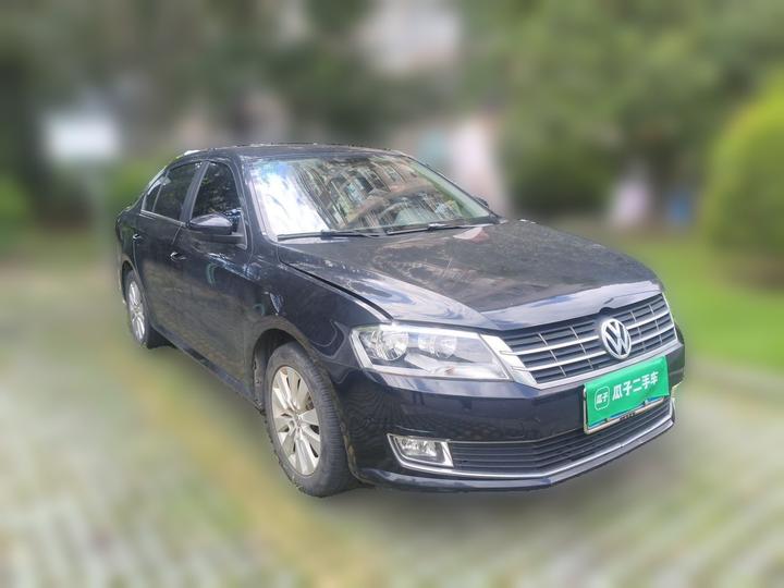 Lavida 2013 Facelift Classic 1.6L AT Comfort photo 3