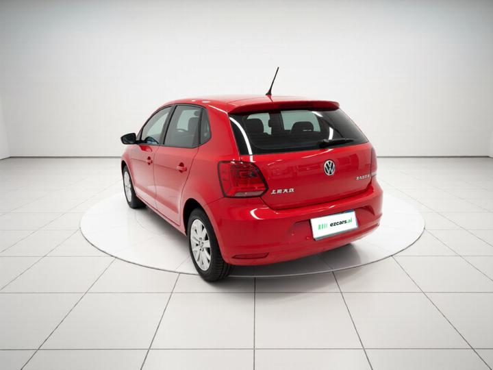 Polo 2014 1.6L AT Comfort photo 4