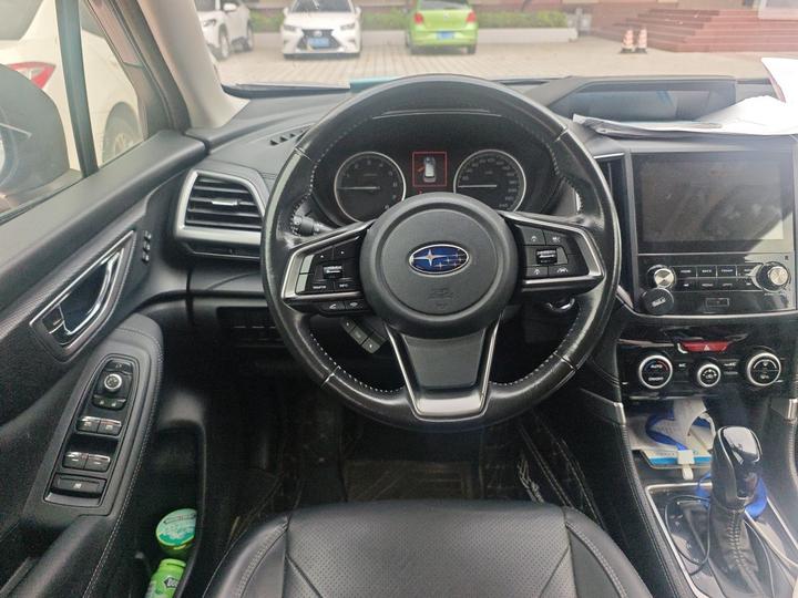 Forester 2021 2.0i Luxury EyeSight photo 7