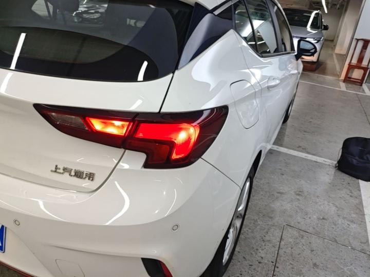 Verano 2016 Hatchback 15S AT Progressive photo 7