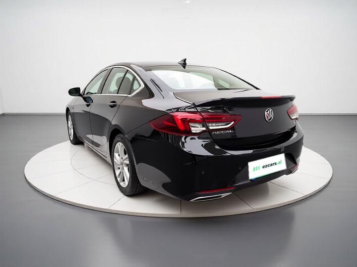 Regal 2020 552T Elite photo 4