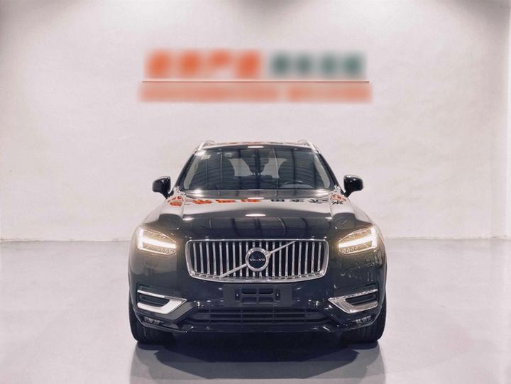 XC90 2020 T6 Luxury 7-Seater photo 2