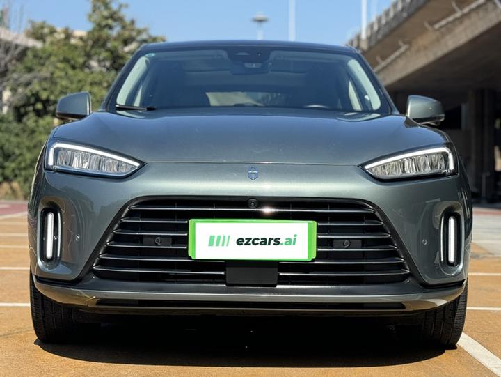 HIMA AITO M5 2022 EREV AWD photo 2