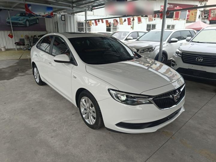 Excelle 2021 Facelift Classic 1.5L AT Elite photo 3