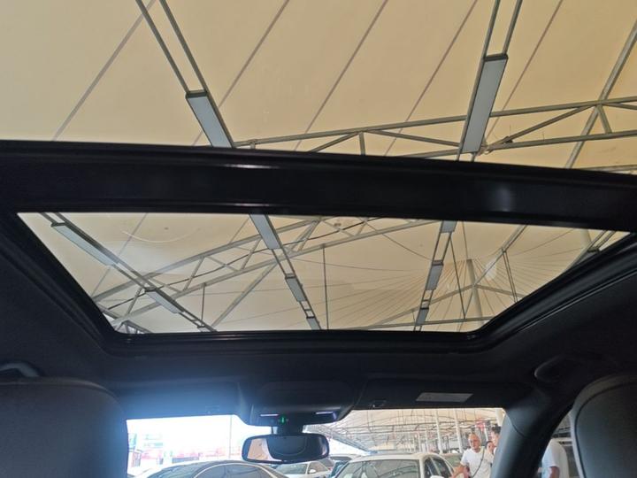 XT4 2020 Facelift 28T RWD Leading photo 7